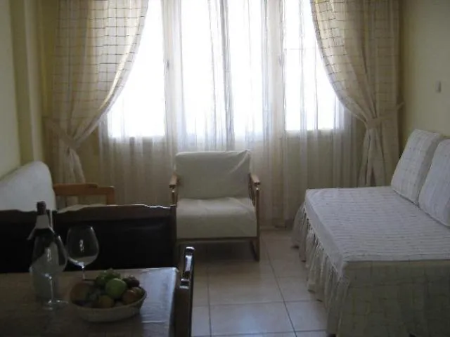 Oya Apartments Kusadasi 2*,