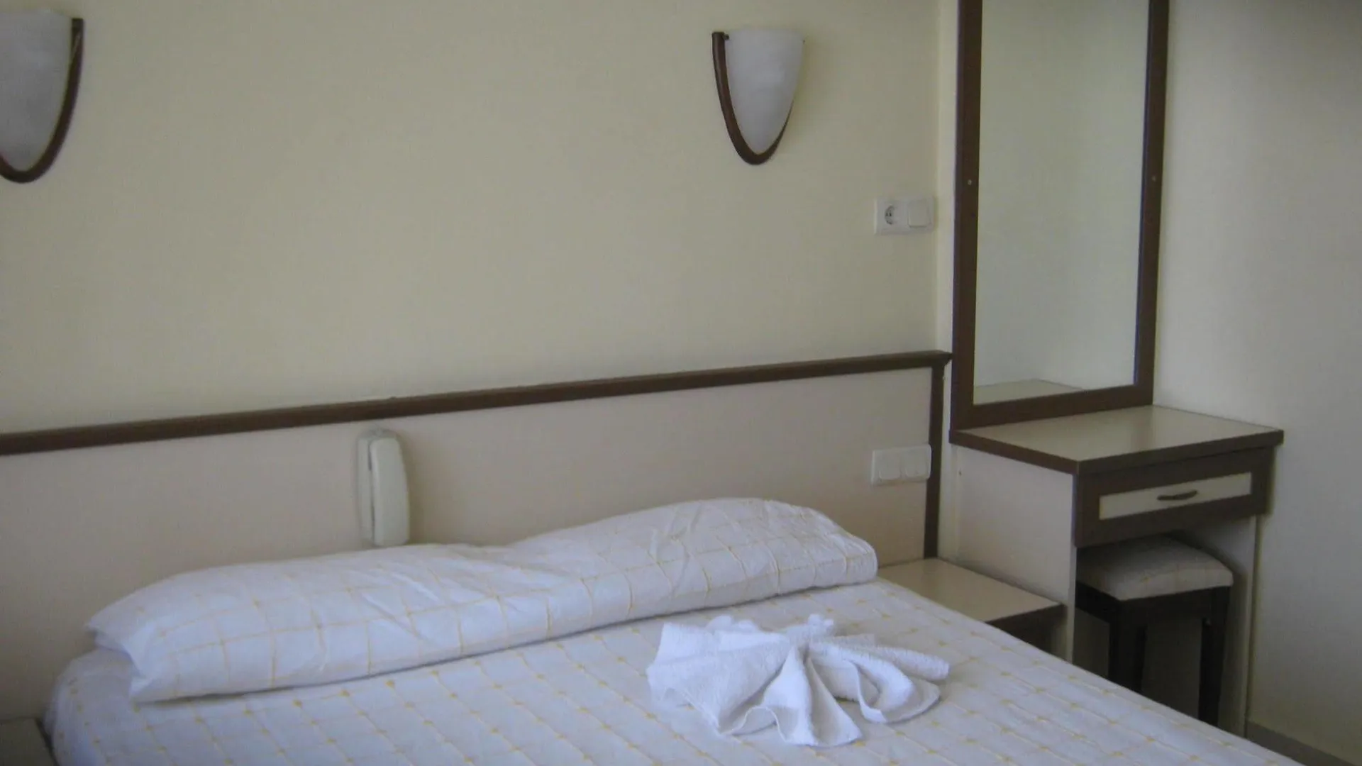 ** Hotel Oya Apartments Kusadasi Turkey